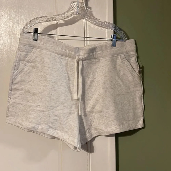 32 Degrees Ladies' Short,  NWT - Picture 4 of 4